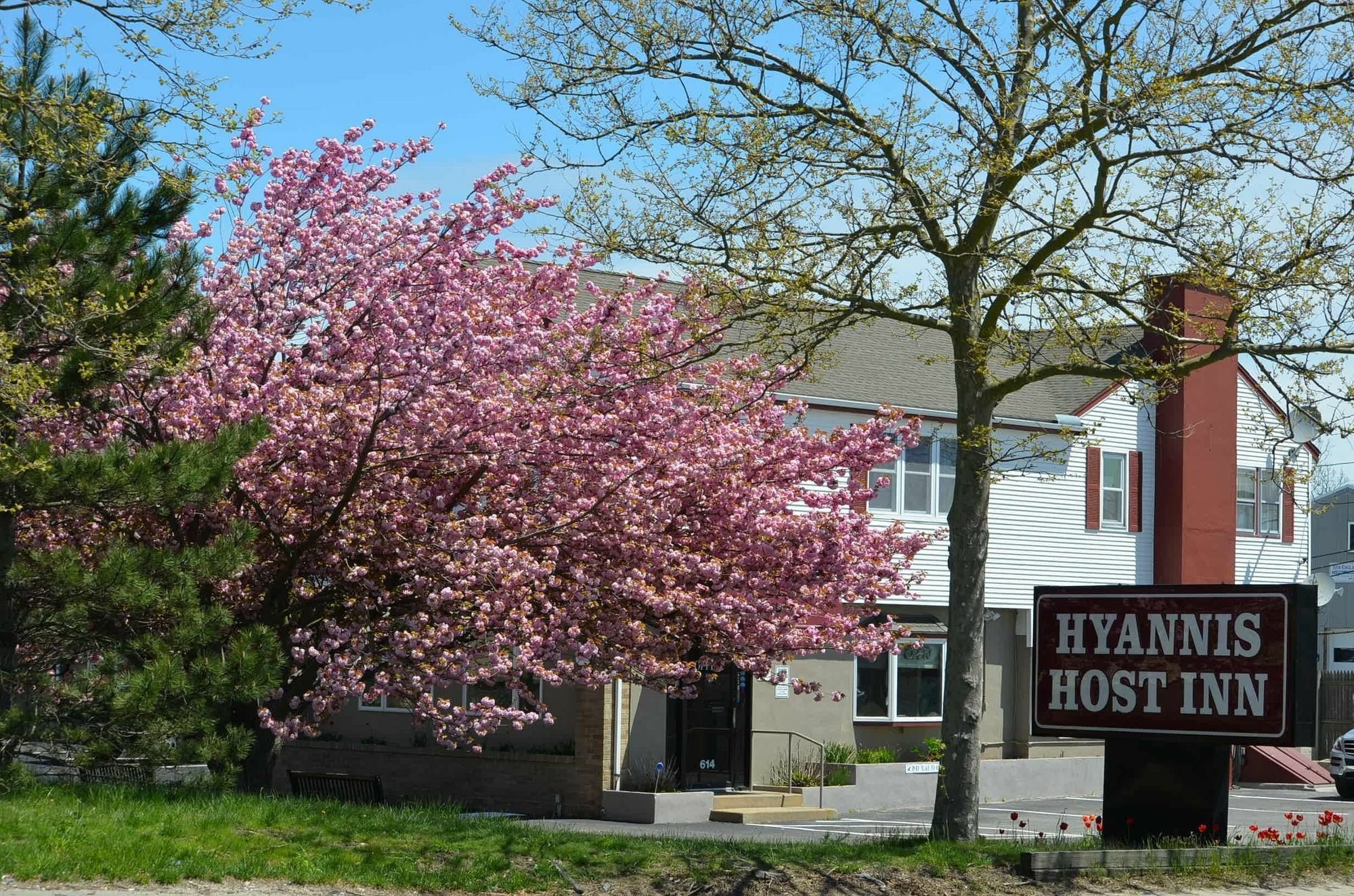 Hyannis Host Inn 外观 照片